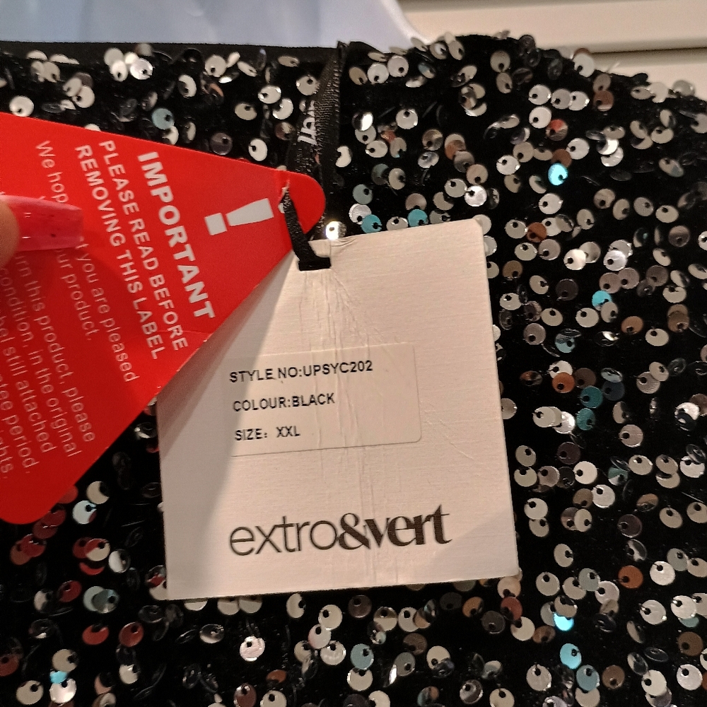 NWT Extro&Vert Sparkling Black Sequin Romper Shorts Size XXL - Picture 9 of 14